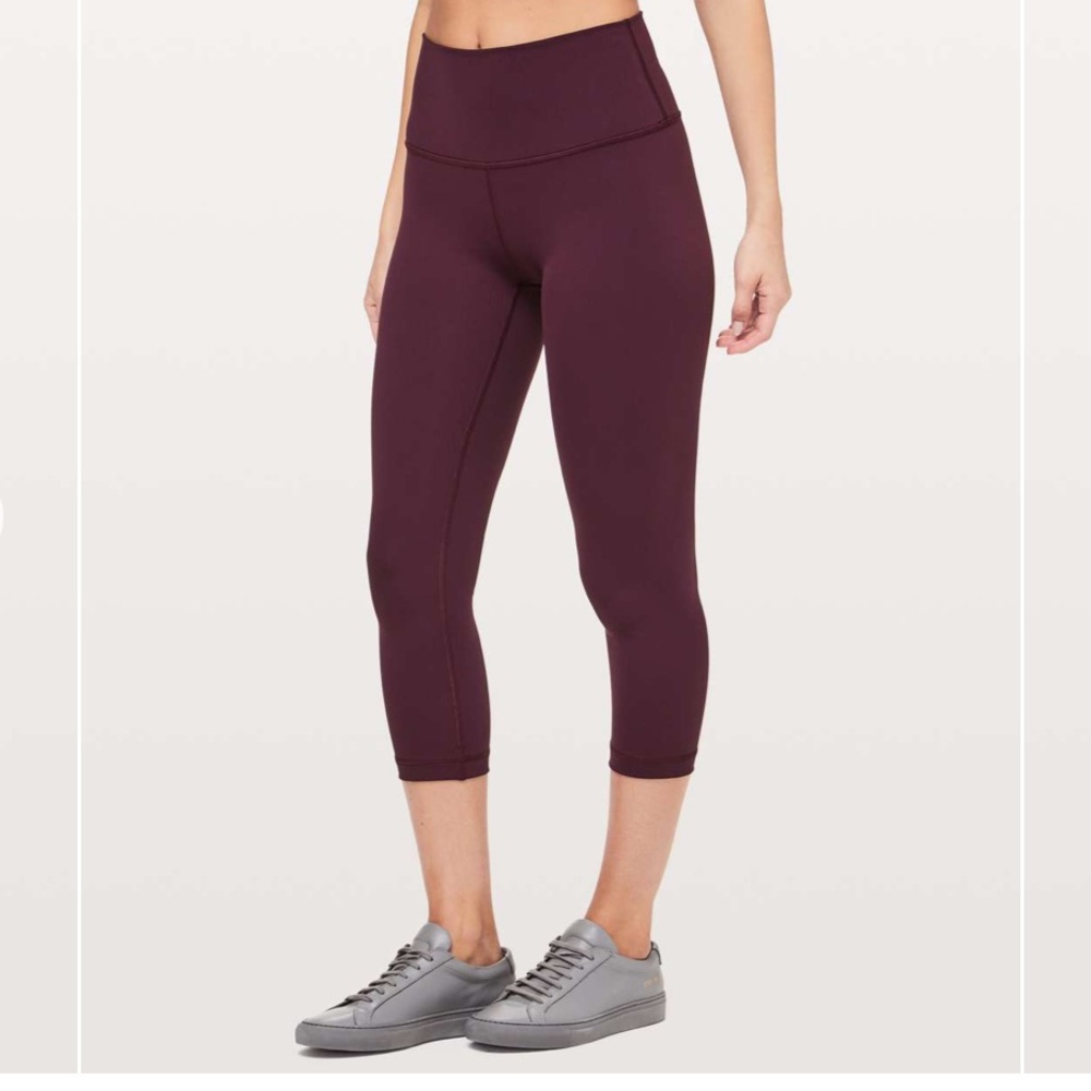 Lululemon wunder under high rise crops size 6